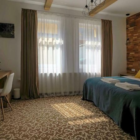 Residence Rooms Bucovina Кымпулунг-Молдовенеск Экстерьер фото