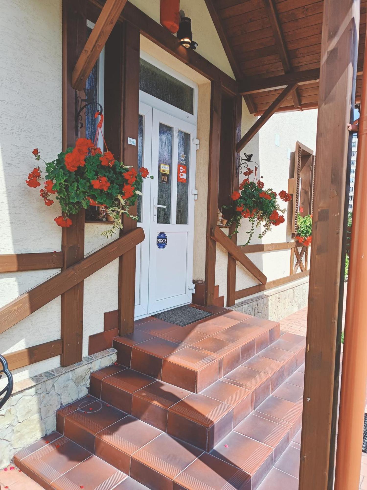 Residence Rooms Bucovina Кымпулунг-Молдовенеск Экстерьер фото