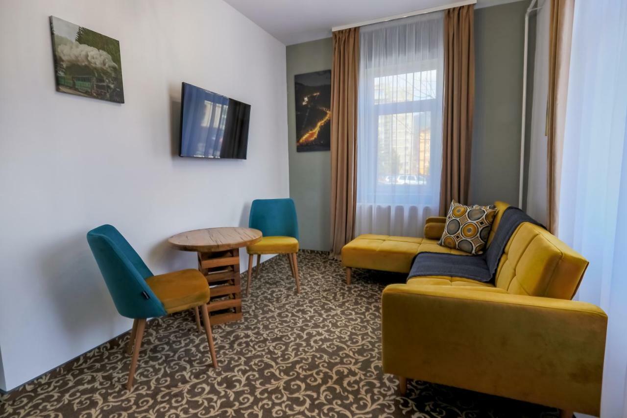 Residence Rooms Bucovina Кымпулунг-Молдовенеск Экстерьер фото